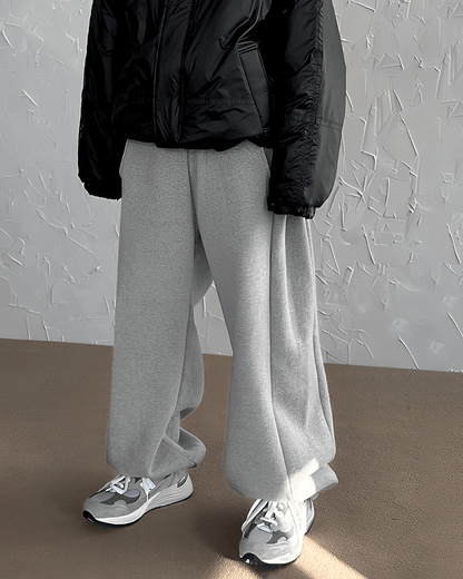 Wide sweat pants