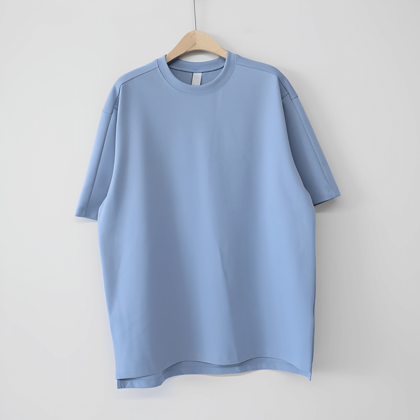 Round neck simple T -shirt